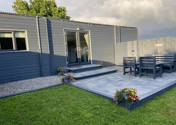 Апартаменты Donegal Staycations *